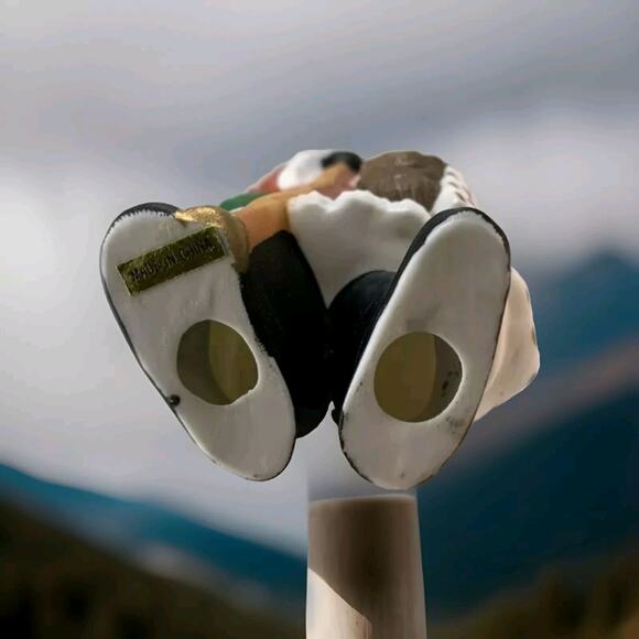 Traditions Porcelain Collectable Santa Claus Figure Handpainted Christmas Holida - Picture 6 of 6